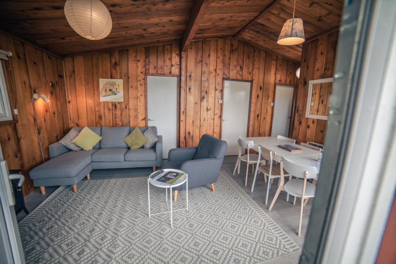 Timber Hill Self Catering Cedar Lodges Broad Haven Exterior foto
